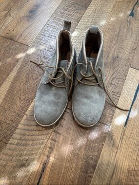 Cole Haan Men's Suede Chukka Boots in Light Gray